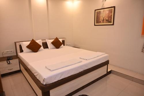 hotel gitanjali maldah