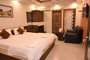 hotel gitanjali maldah