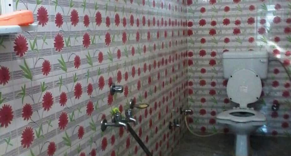 Hotel Amisha,,3 star