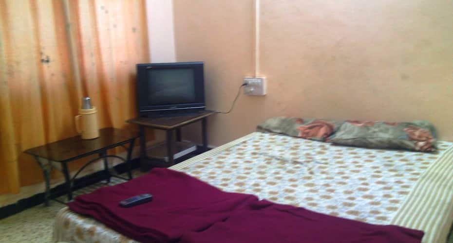 Hotel Amisha,,3 star