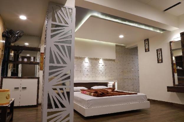 hotel darshan amreli