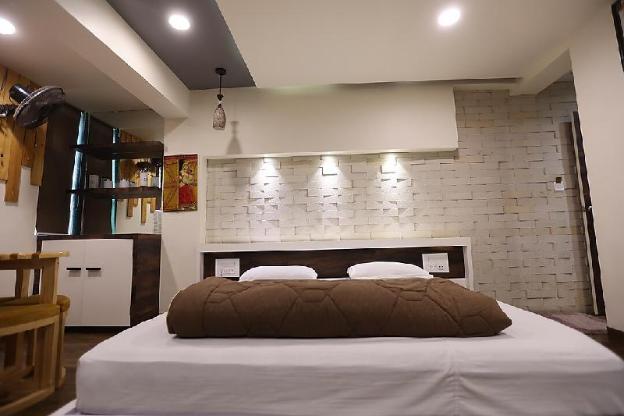 hotel darshan amreli
