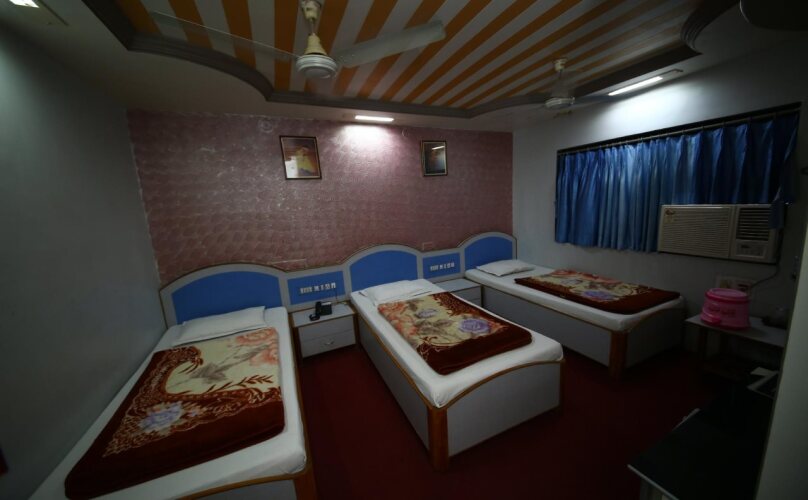 hotel darshan amreli