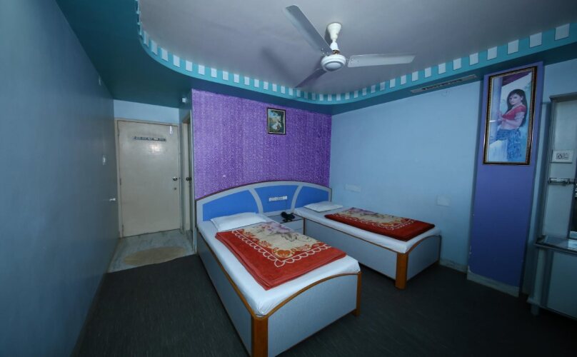 hotel darshan amreli