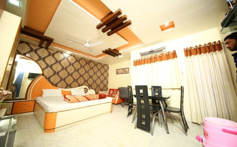 hotel darshan amreli