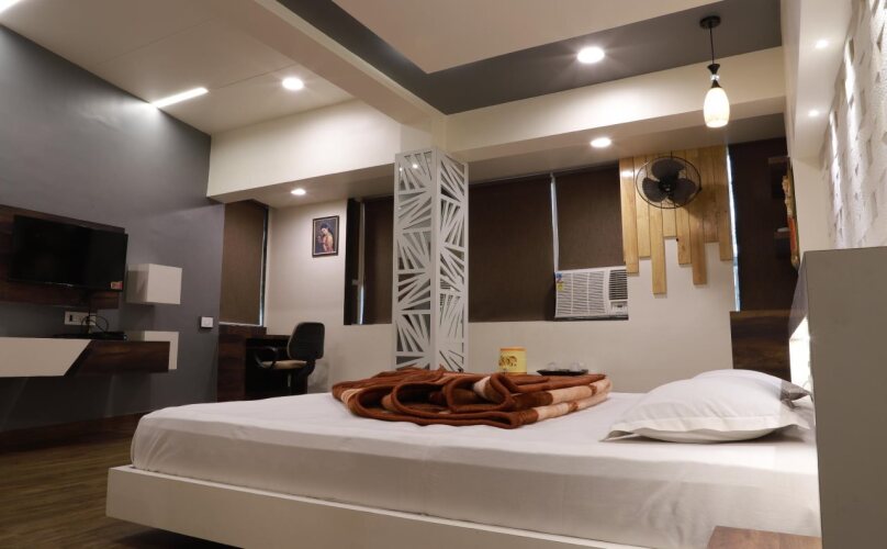 hotel darshan amreli