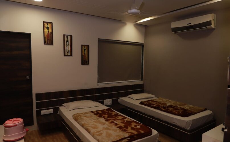 hotel darshan amreli