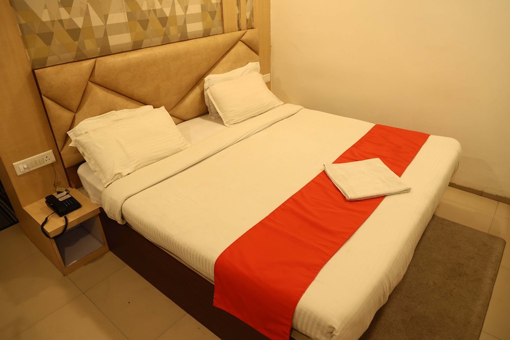 hotel bhubaneswari classic