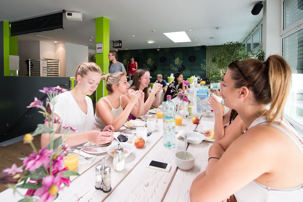 wombats city hostel vienna naschmarkt