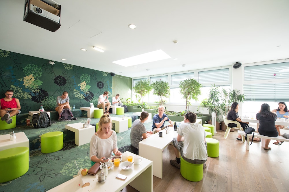 wombats city hostel vienna naschmarkt