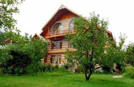 The Himalayan Chalet,Nasogi>>Manali,3 star