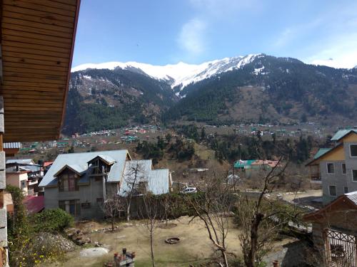 the himalayan chalet