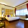grand business inn