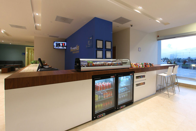 one puerto vallarta aeropuerto