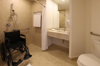 one puerto vallarta aeropuerto