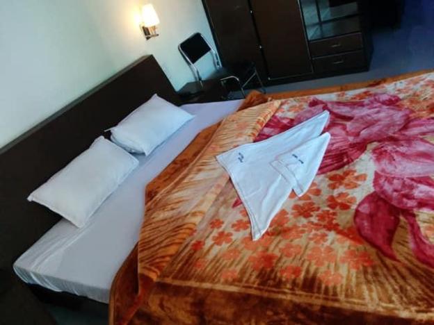 hotel apaar residency