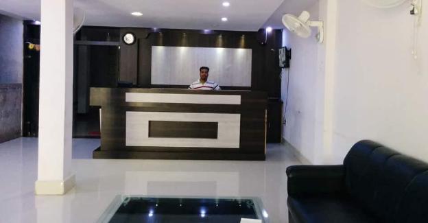 hotel apaar residency