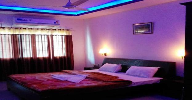 hotel apaar residency