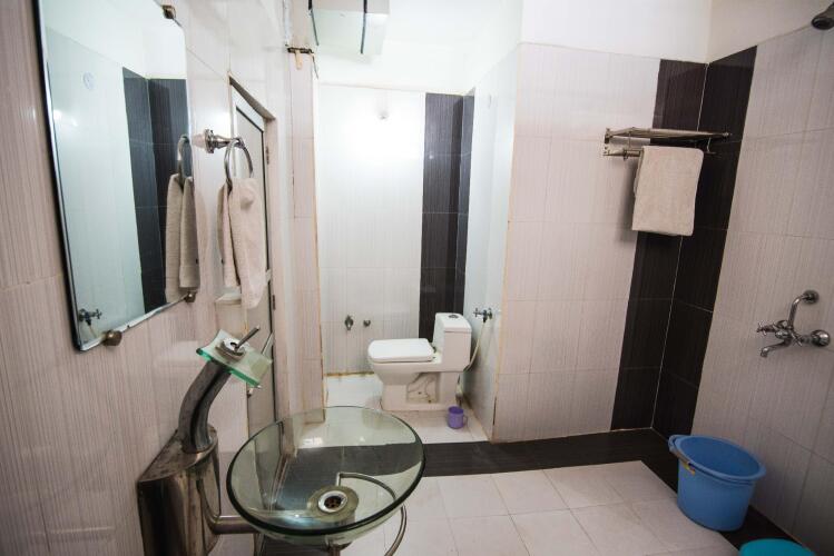 hotel apaar residency