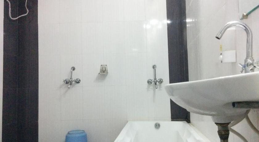 hotel apaar residency