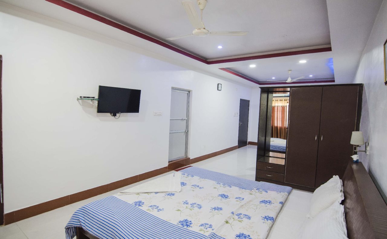 hotel apaar residency