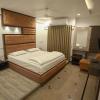 hotel shertown