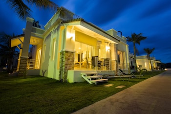 oriental beach pearl resort