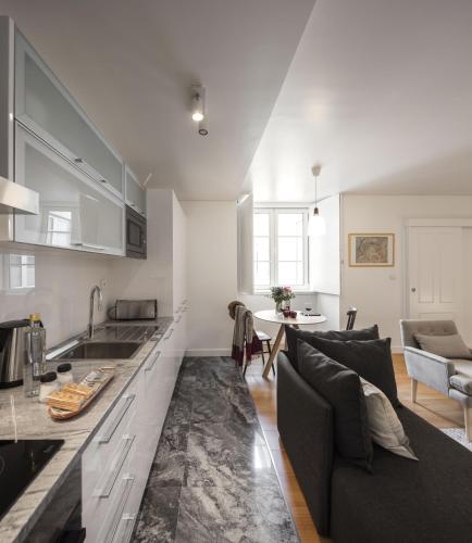 lisbon serviced apartments baixa castelo