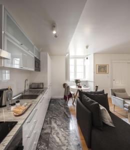 lisbon serviced apartments baixa castelo