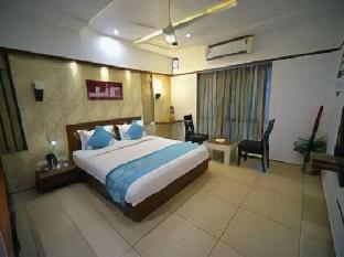 the grand imperial hotel