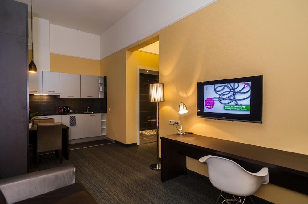 golden mansion aparthotel