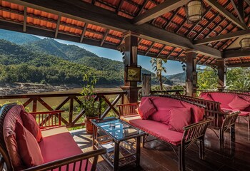 sanctuary pakbeng lodge