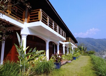 sanctuary pakbeng lodge