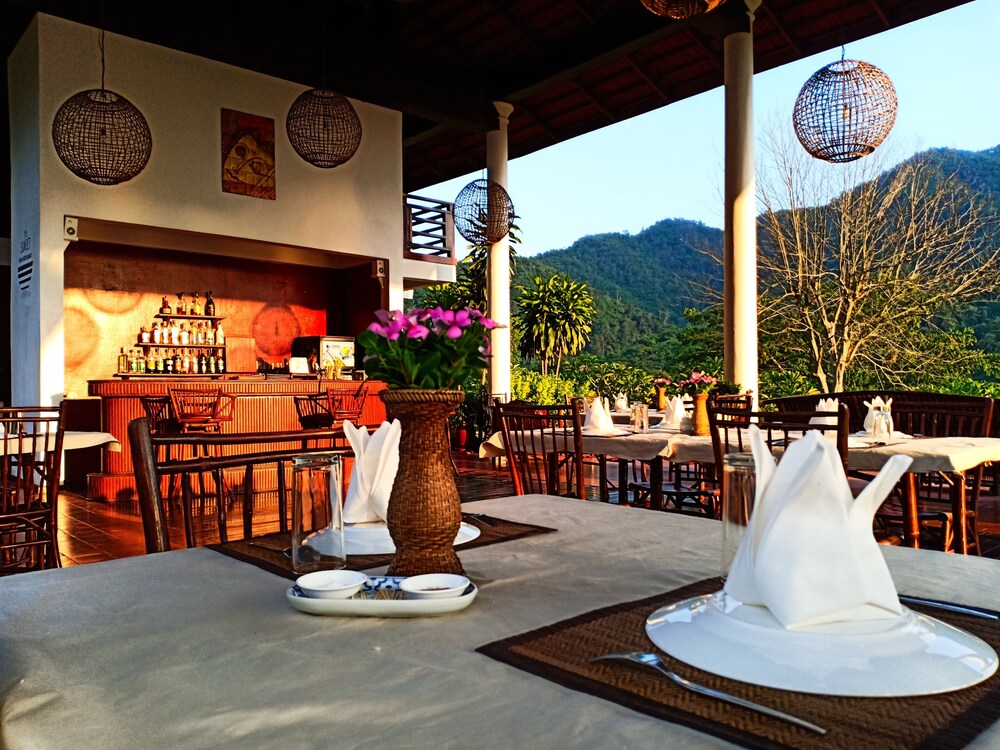 sanctuary pakbeng lodge