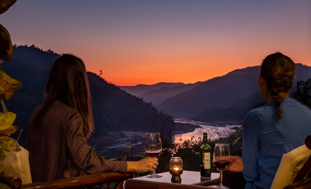 sanctuary pakbeng lodge