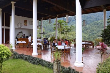 Sanctuary Pakbeng Lodge,Mekong Elephant Park>>Pakbeng,3 star