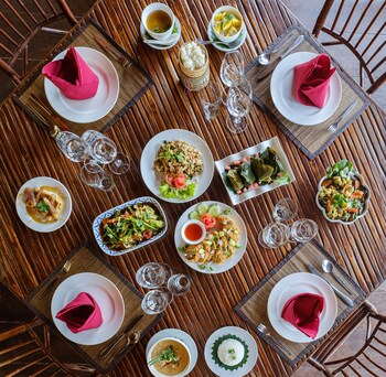 sanctuary pakbeng lodge