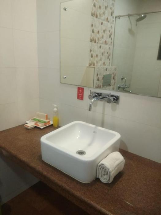 meritas seawind beach resort shrivardhan