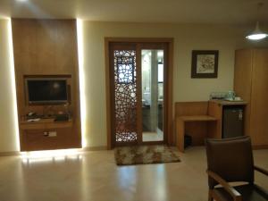meritas seawind beach resort shrivardhan