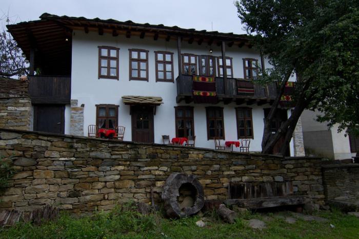 dedovite kashti