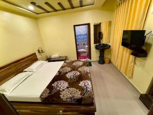 hotel saptarang residency