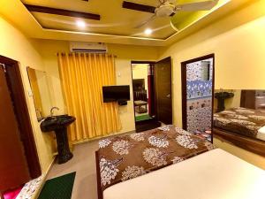 hotel saptarang residency
