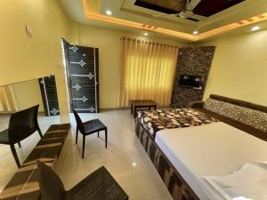 hotel saptarang residency
