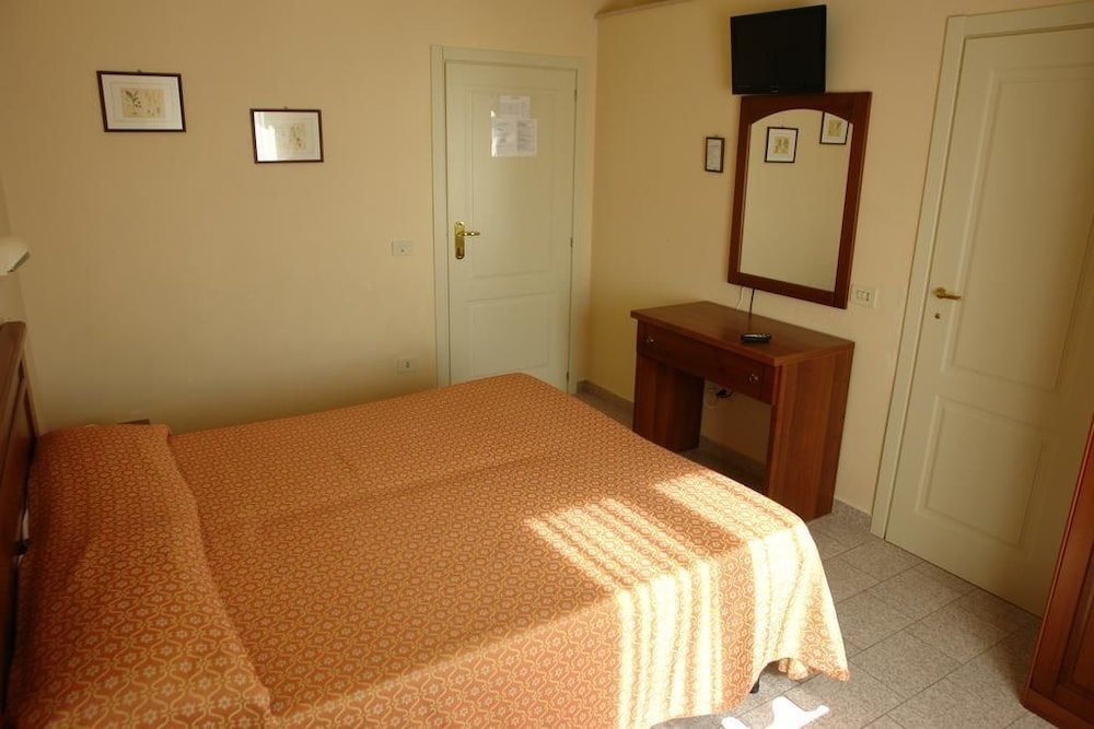 Hotel Sollievo,Puglia>>Foggia,3 star