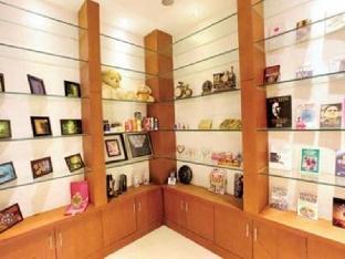 adoor