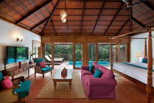 Pepper Trail,Kozhikode>>Kolagappara,4 star