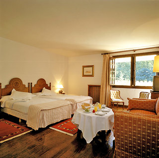 parador de santillana del mar