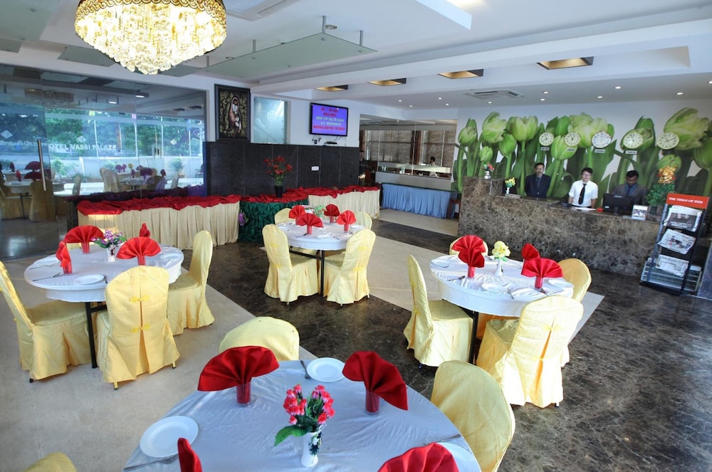 hotel vassi palaze