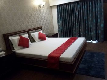 antariksh hotel and resorts