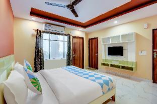 Shri Drona Hotel,Indirapuram,3 star